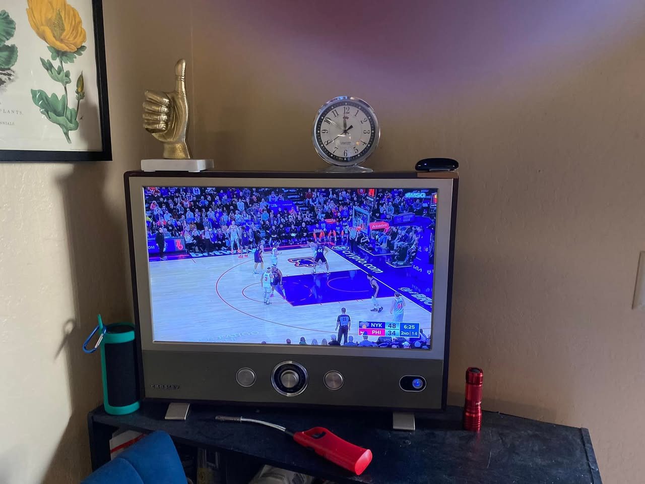 Knicks game, Parker Wheatley, and Dollys cupcakes, yup it’s Thursday! — item 1 of 3