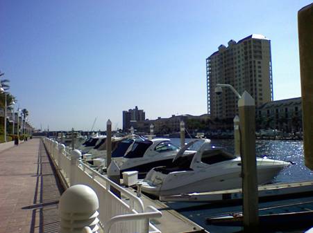 http://seanw1.bizland.com/images/1012071053.jpg